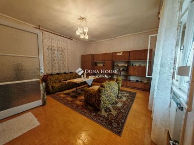 Eladó családi ház Perkáta