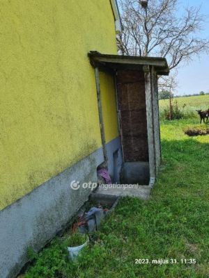 Eladó családi ház Győr