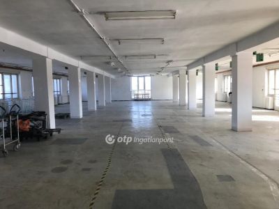 Kiadó ipari terület Komló
