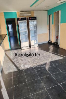 Eladó utcai bejáratú üzlethelység Szigetszentmiklós