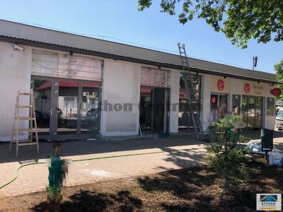 Kiadó utcai bejáratú üzlethelység Szigetszentmiklós