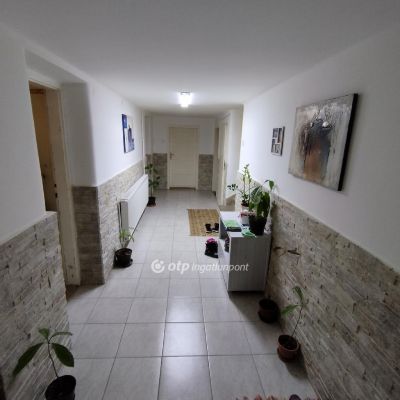 Eladó családi ház Borsodnádasd