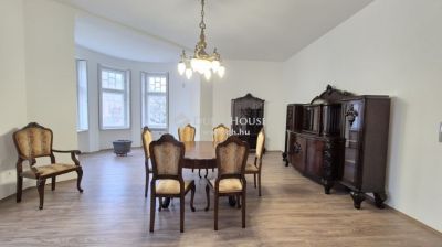 Eladó családi ház Kecskemét