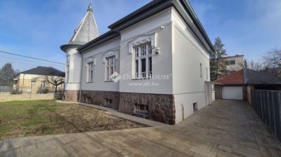 Eladó családi ház Kecskemét