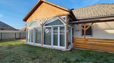 Eladó családi ház Tápiószecső