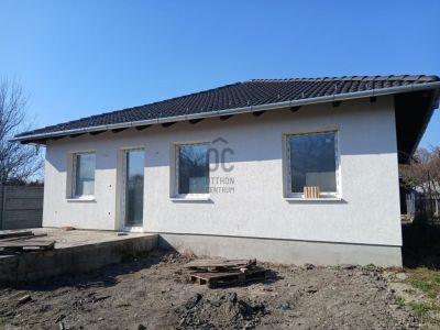 Eladó ikerház Majosháza