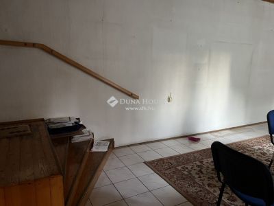 Eladó családi ház Jászberény