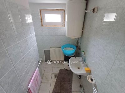 Eladó családi ház Baja