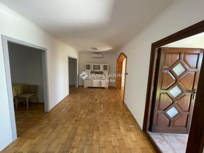 Kiadó családi ház Kecskemét