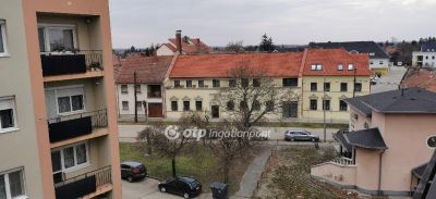 Eladó lakás Csorna