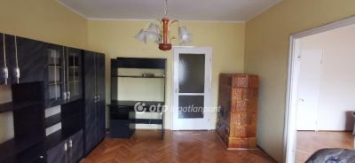 Eladó lakás Csorna