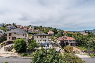 Eladó családi ház Budapest