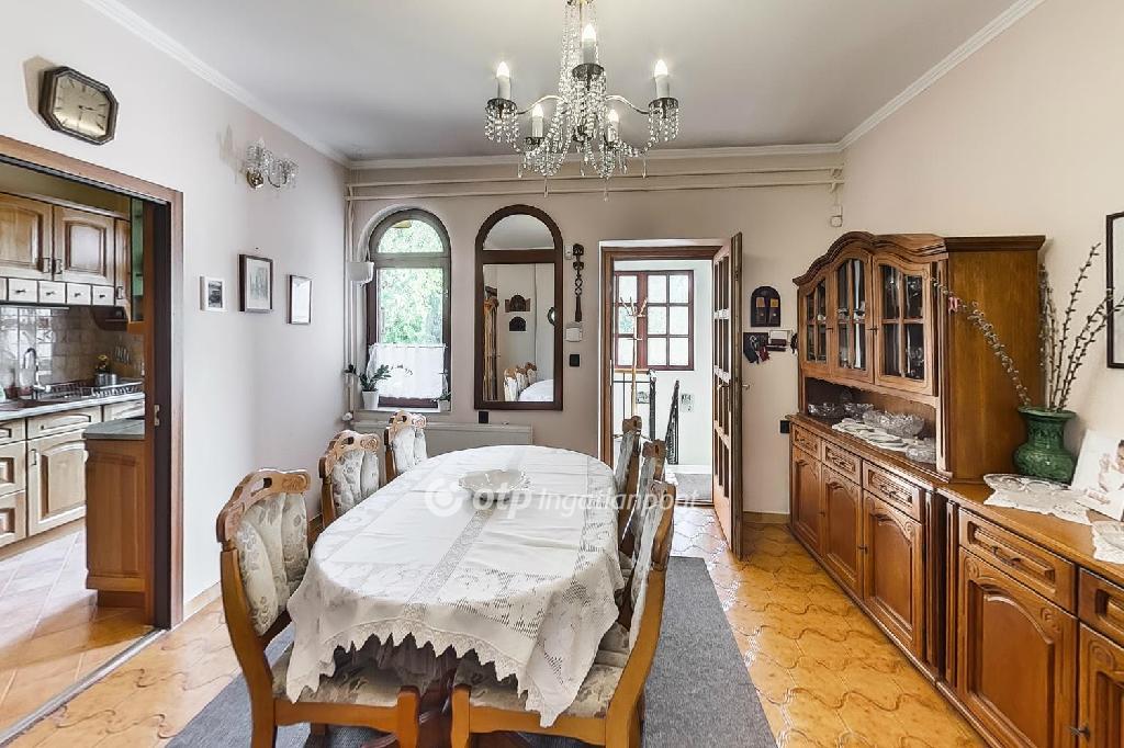 Eladó lakás Székesfehérvár