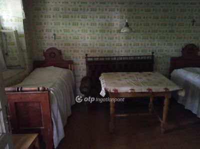 Eladó családi ház Adács