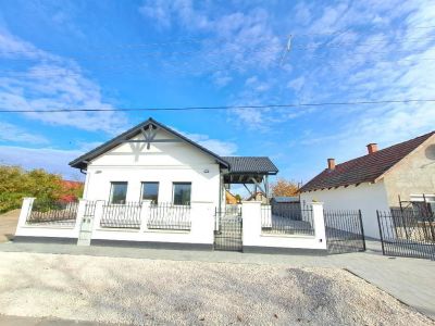 Eladó családi ház Nagykőrös