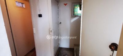 Eladó nyaraló Tápiószentmárton