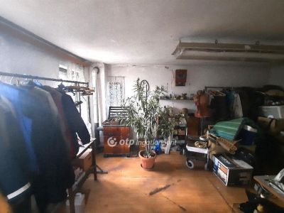 Eladó családi ház Tiszakécske