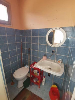 Eladó családi ház Békéscsaba
