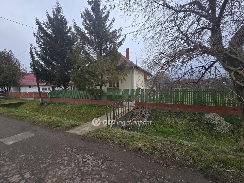 Eladó családi ház Nádudvar