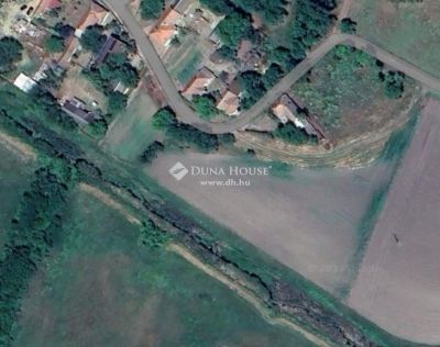 Eladó lakóövezeti telek Tápióbicske