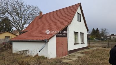 Eladó családi ház Halásztelek