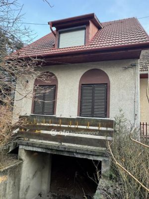 Eladó lakás Tiszafüred