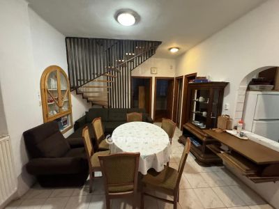 Eladó lakás Tiszafüred