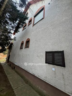 Eladó lakás Tiszafüred