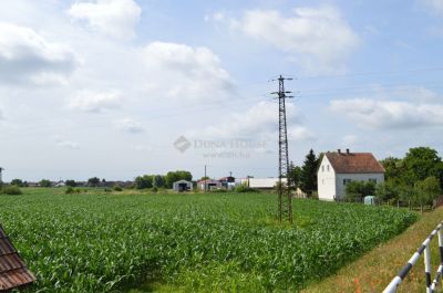 Eladó egyéb ipari ingatlan Hajdúsámson