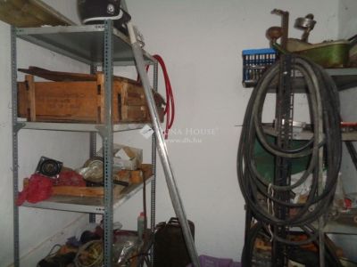 Eladó családi ház Kisláng