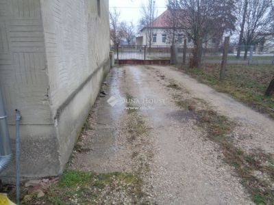 Eladó családi ház Kisláng
