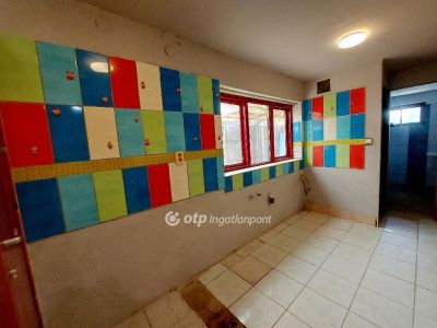 Eladó családi ház Miskolc