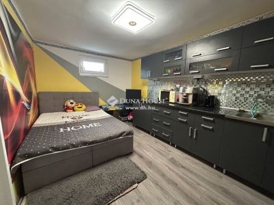 Eladó családi ház Ócsa