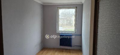 Eladó családi ház Püspökladány