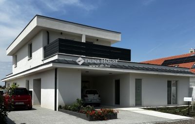 Eladó családi ház Szolnok