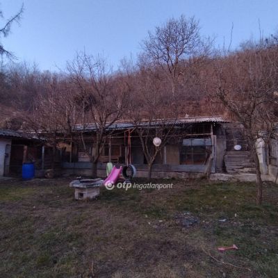 Eladó családi ház Borsodnádasd