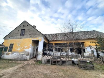 Eladó családi ház Nagykőrös