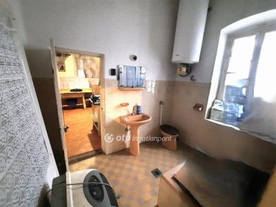Eladó családi ház Nagykőrös