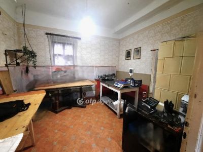 Eladó családi ház Nagykőrös