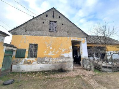 Eladó családi ház Nagykőrös