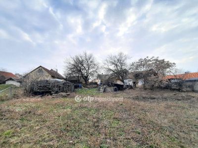 Eladó családi ház Nagykőrös