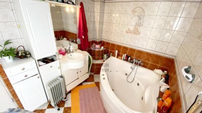 Eladó családi ház Budapest
