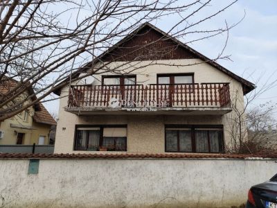 Eladó családi ház Budapest