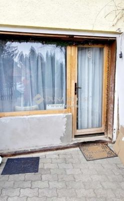 Eladó családi ház Vác