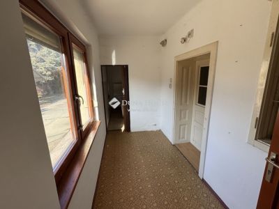 Eladó családi ház Szigetszentmiklós