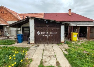 Eladó családi ház Békéscsaba