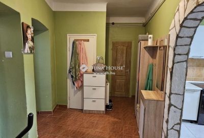 Eladó családi ház Pécs