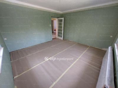 Eladó családi ház Jászberény