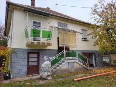 Eladó családi ház Jászberény