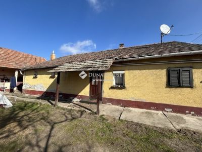 Eladó családi ház Táborfalva
